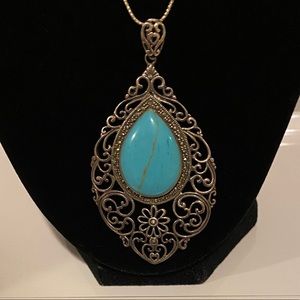 Sterling Silver Turquoise Pendant & Silver Chain